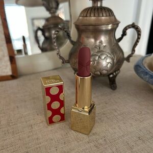 Limited Edition Estée Lauder Holiday Lipstick - Sneak Peak